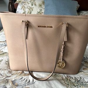 Michael KorsTote
